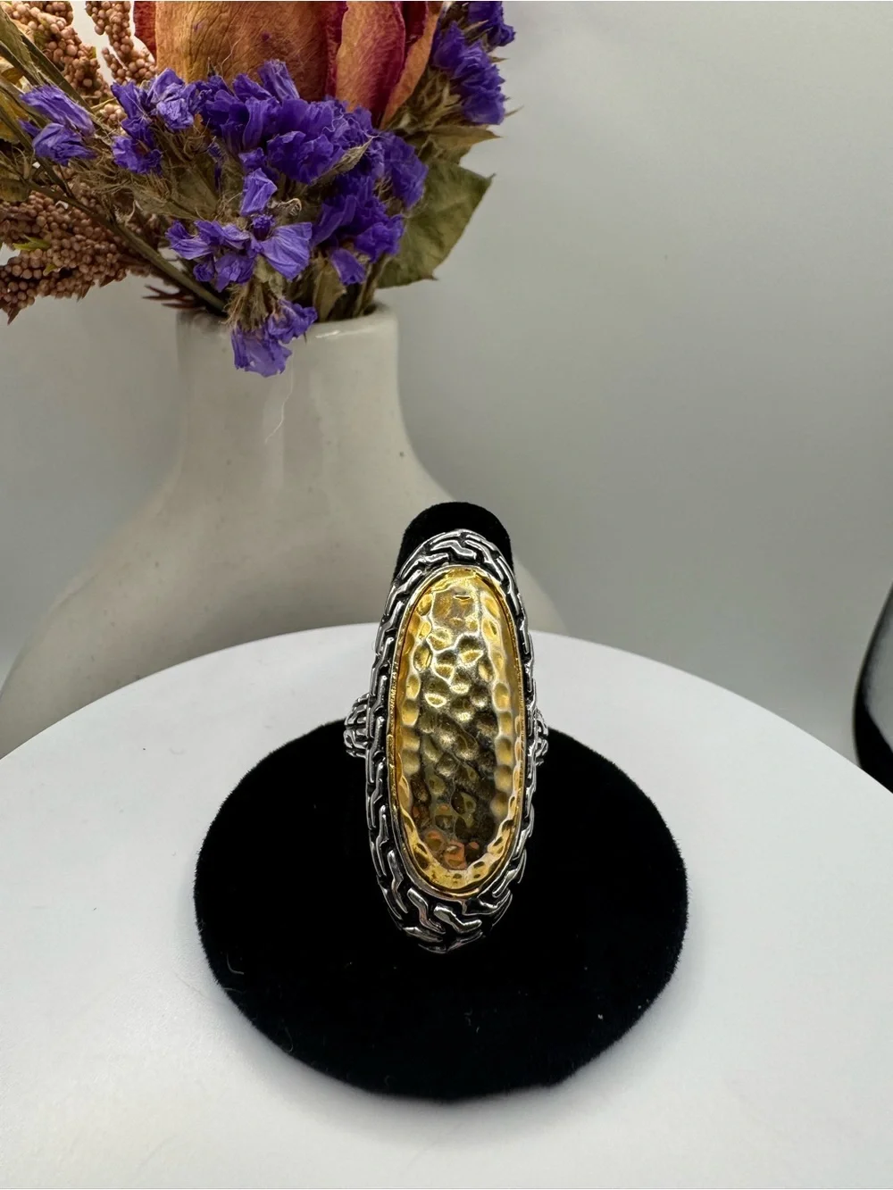 Two-Tone Hammered Oval Statement Ring with Byzantine Chain Pattern (Size 9)